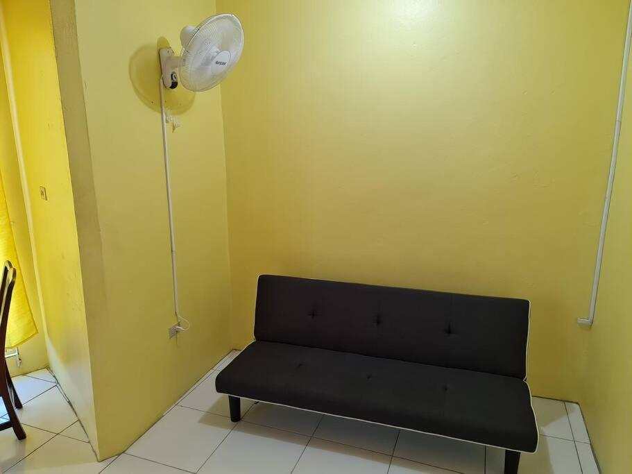 Two Bedroom. Walk To Beach. Free Wi-Fi & Free Parking Portmore Exterior photo